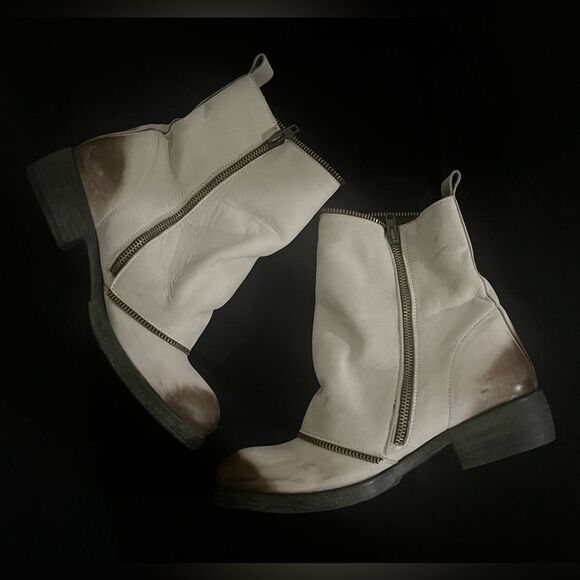 💥Sundance, Size 7.5, Moto Gray Boots - Picture 6 of 15